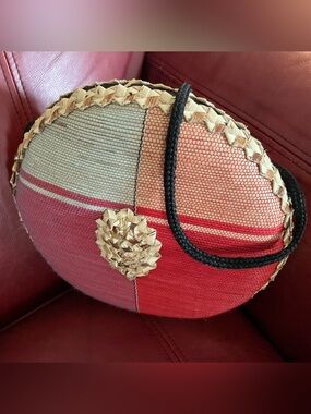 Bohemian Reds & Blue Woven Sisal Canteen Bag - Retro Summer Handbag